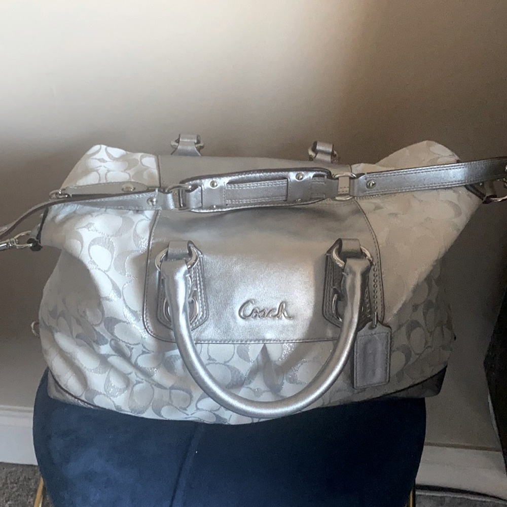 Coach Handbag - Picture 7 of 7